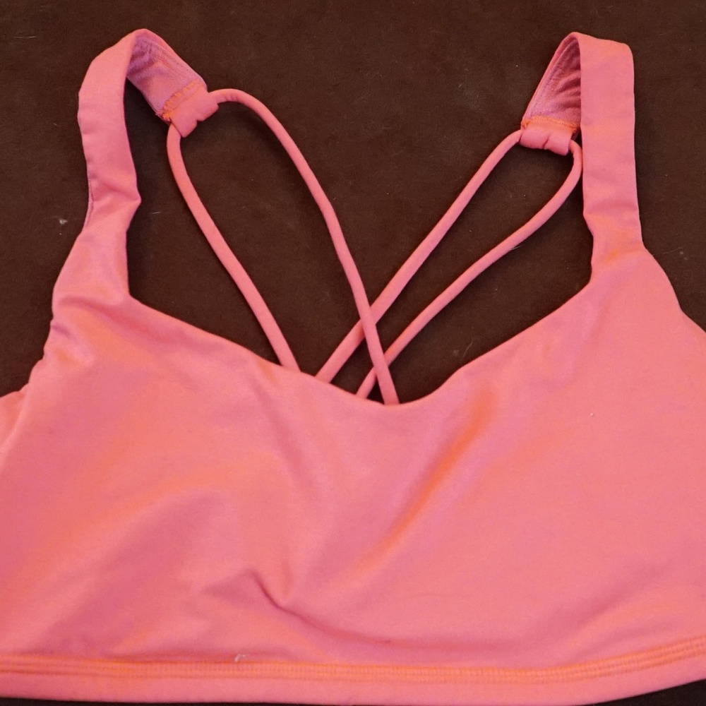 bright pink lulu lemon sports bra